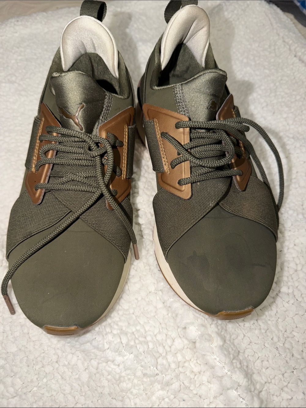 Puma Women's Olive Green and Brown Lace-Up Sneakers